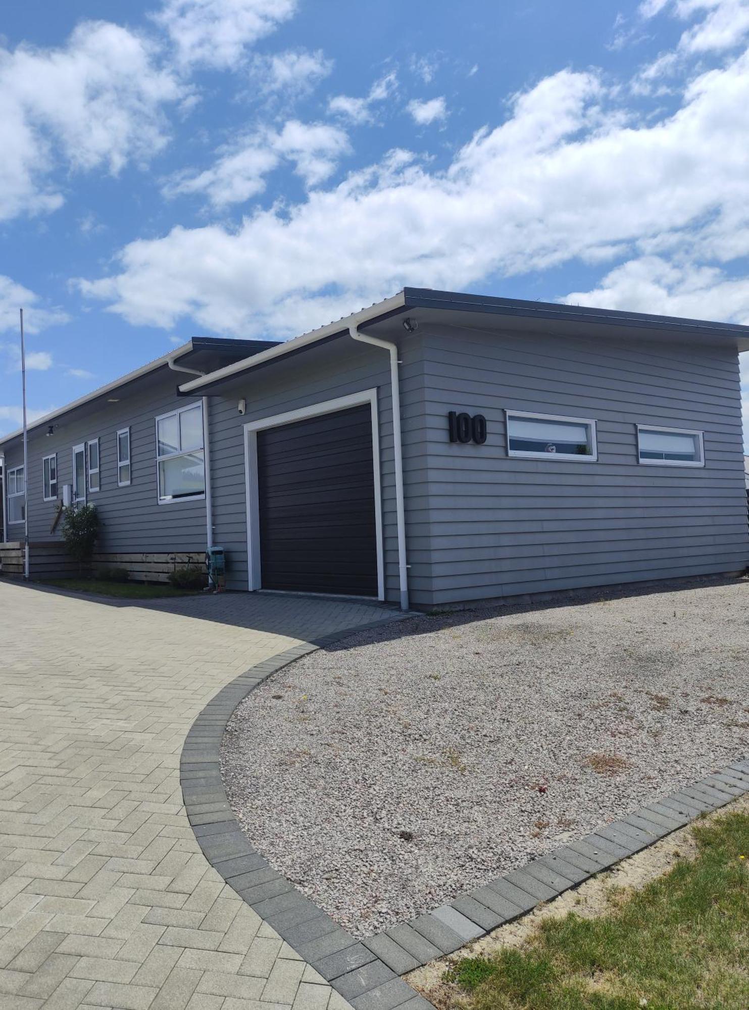 Modern House Near Motuoapa Tongariro Crossing Fishing Skiing Villa Turangi Exterior photo